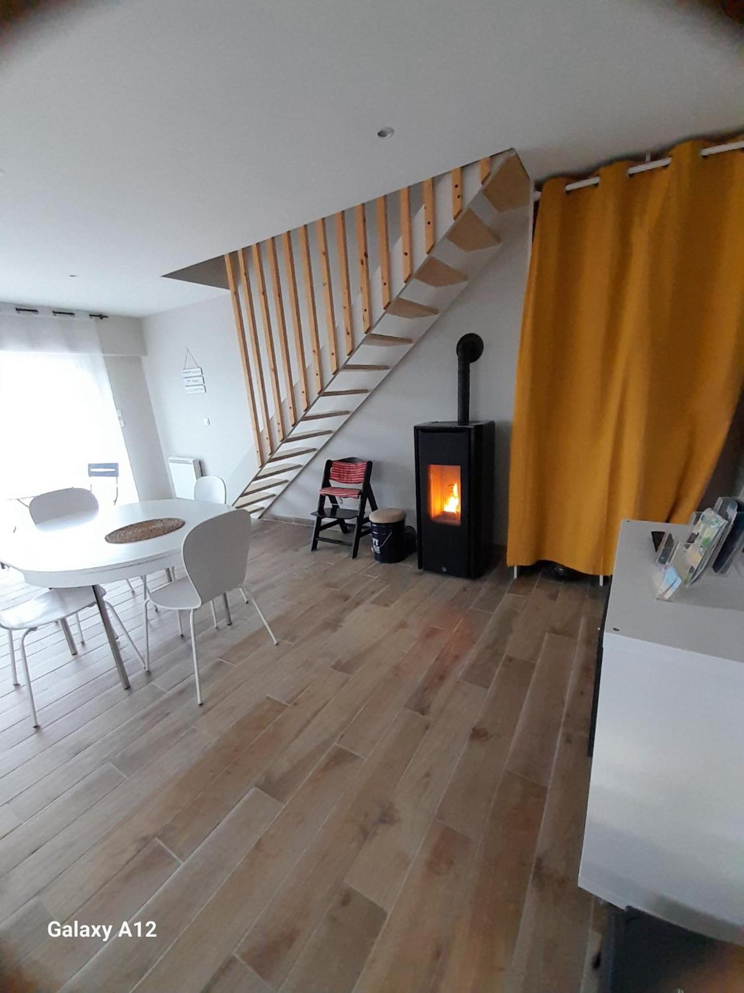 Maison Bord De Mesquer